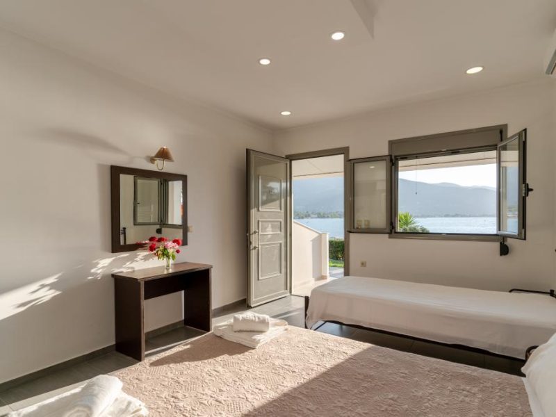 Sea Lily Apartments by the Sea